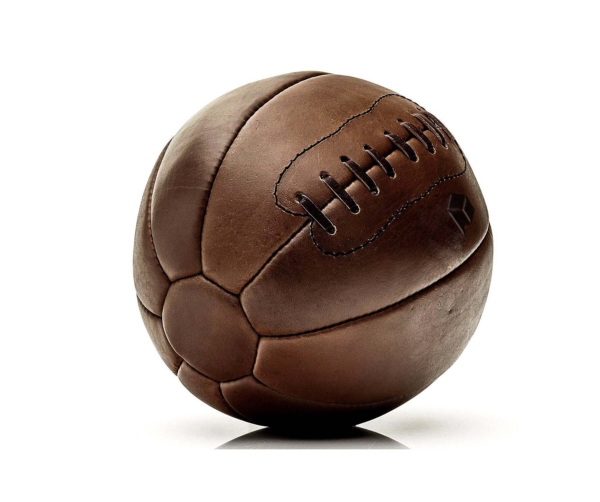 Paragon Studio Classic Leather Medicine Balls